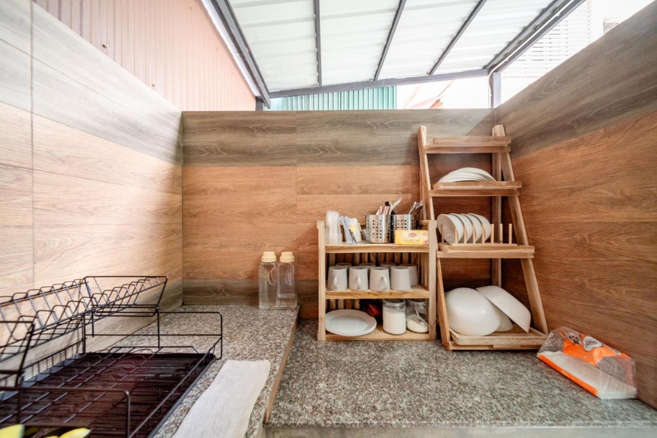 Socialer Coliving & Coworking Space Chiang Mai Buitenkant foto