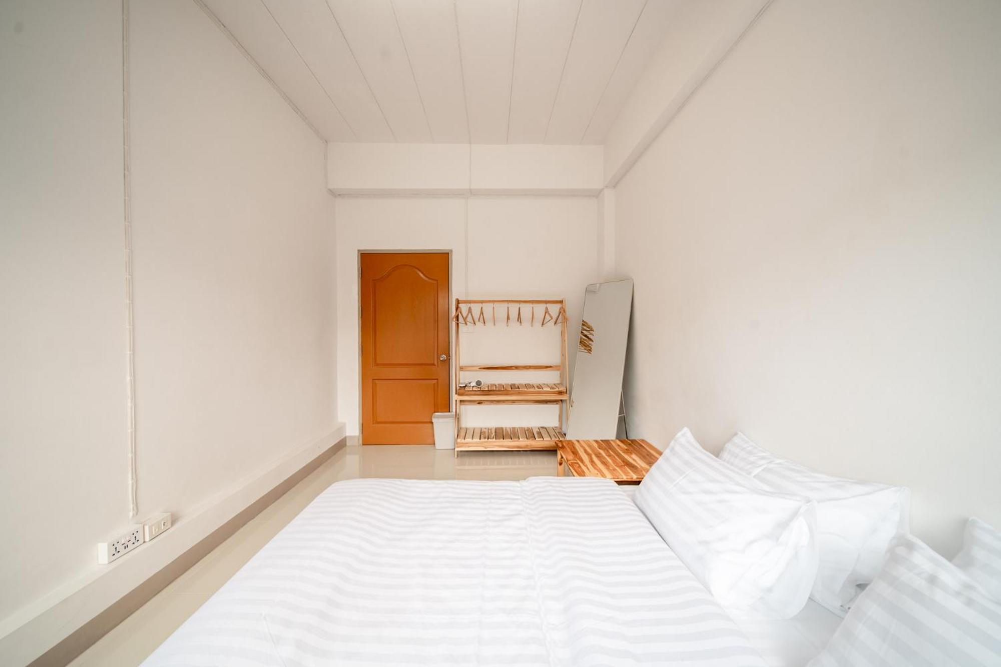 Socialer Coliving & Coworking Space Chiang Mai Buitenkant foto